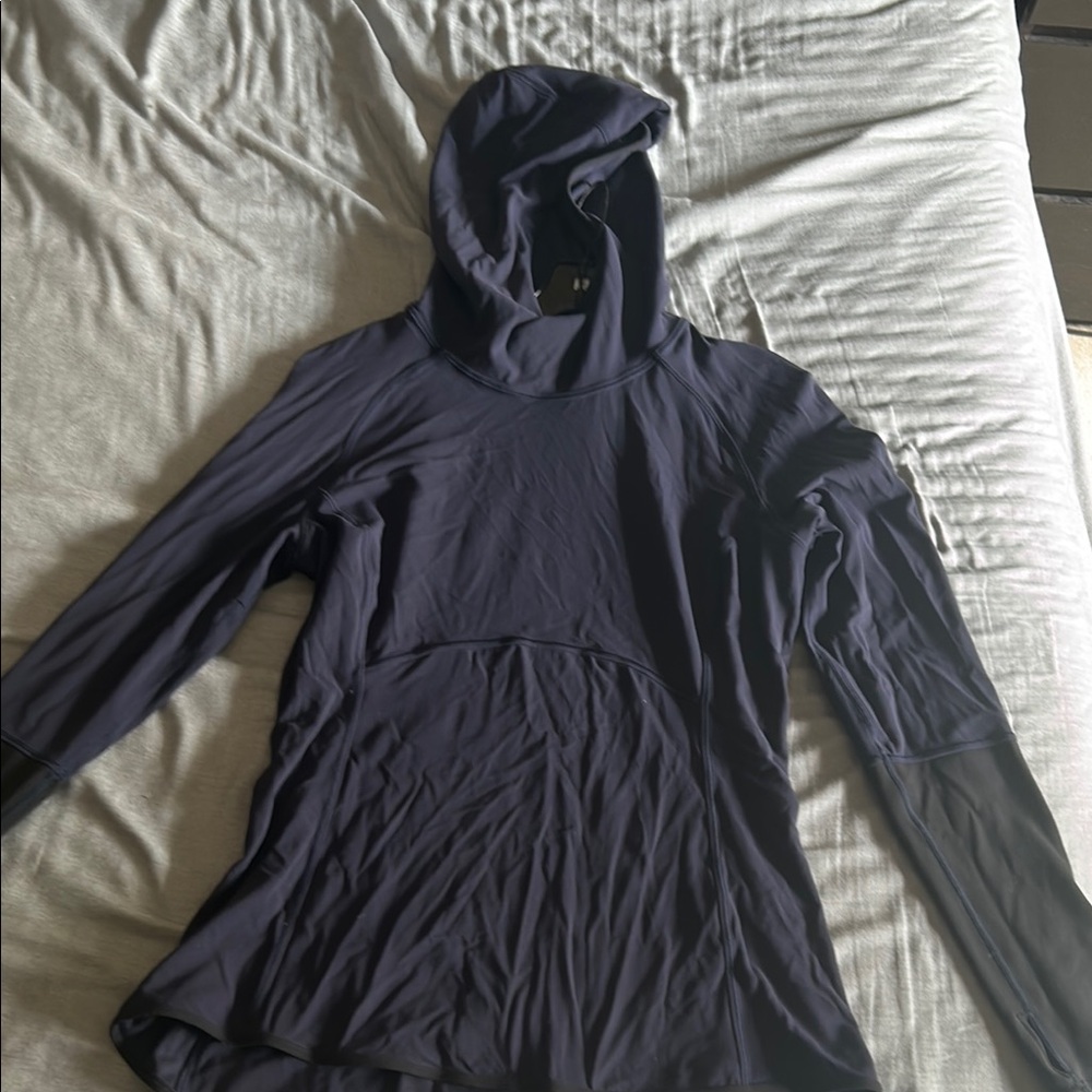Women's Lululemon Hooded Top